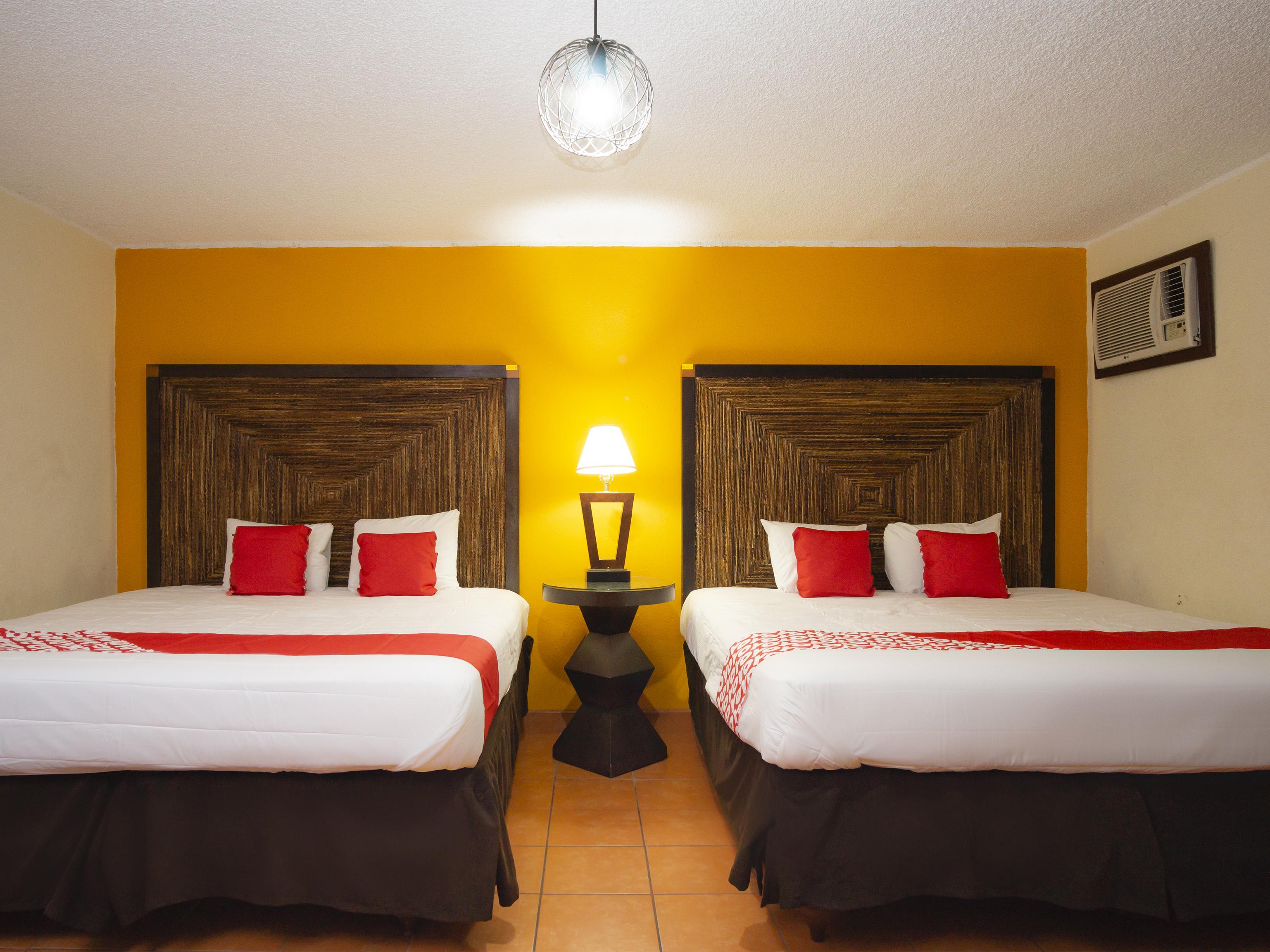 Oyo Hotel Hacienda Don Luis, Rosarito Exterior photo A typical OYO hotel room in Mexico City
