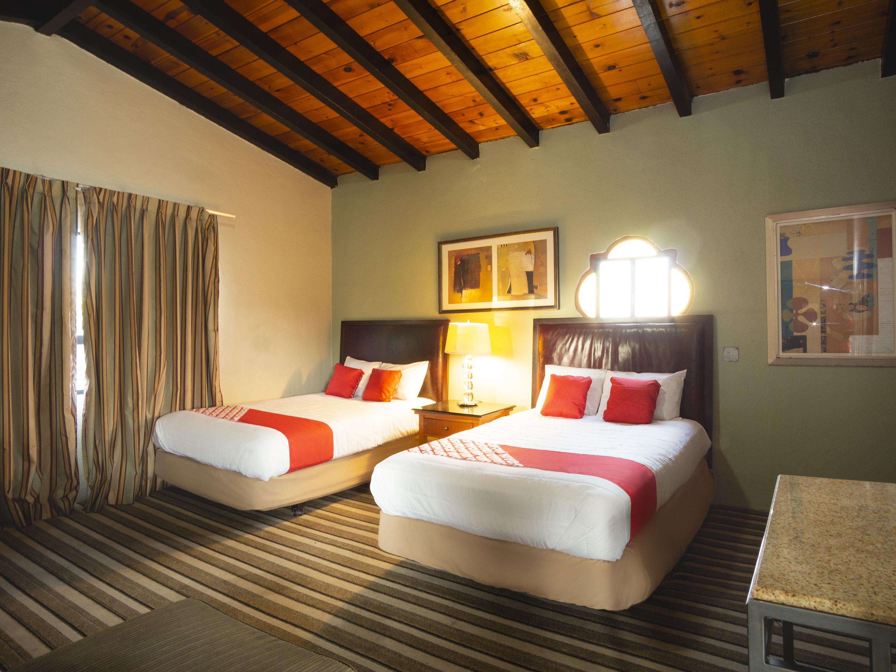 Oyo Hotel Hacienda Don Luis, Rosarito Exterior photo A typical room at the hotel